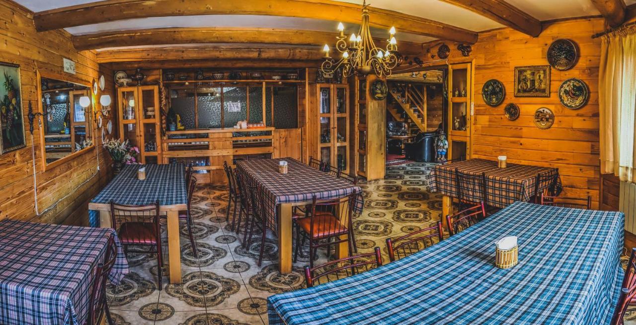 12 Months Estate ξενώνας Myslovka Εξωτερικό φωτογραφία