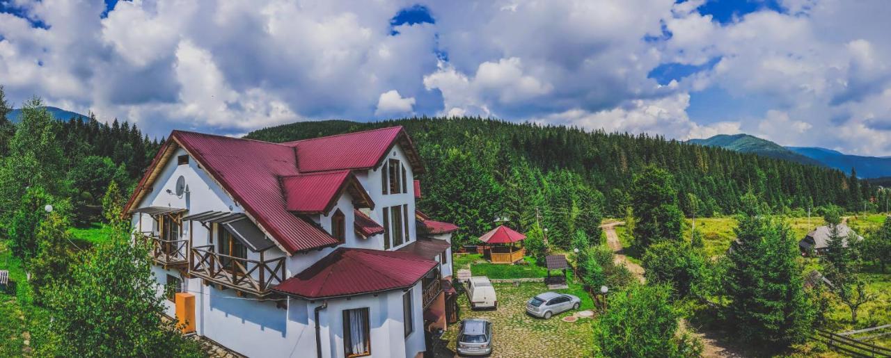 12 Months Estate ξενώνας Myslovka Εξωτερικό φωτογραφία