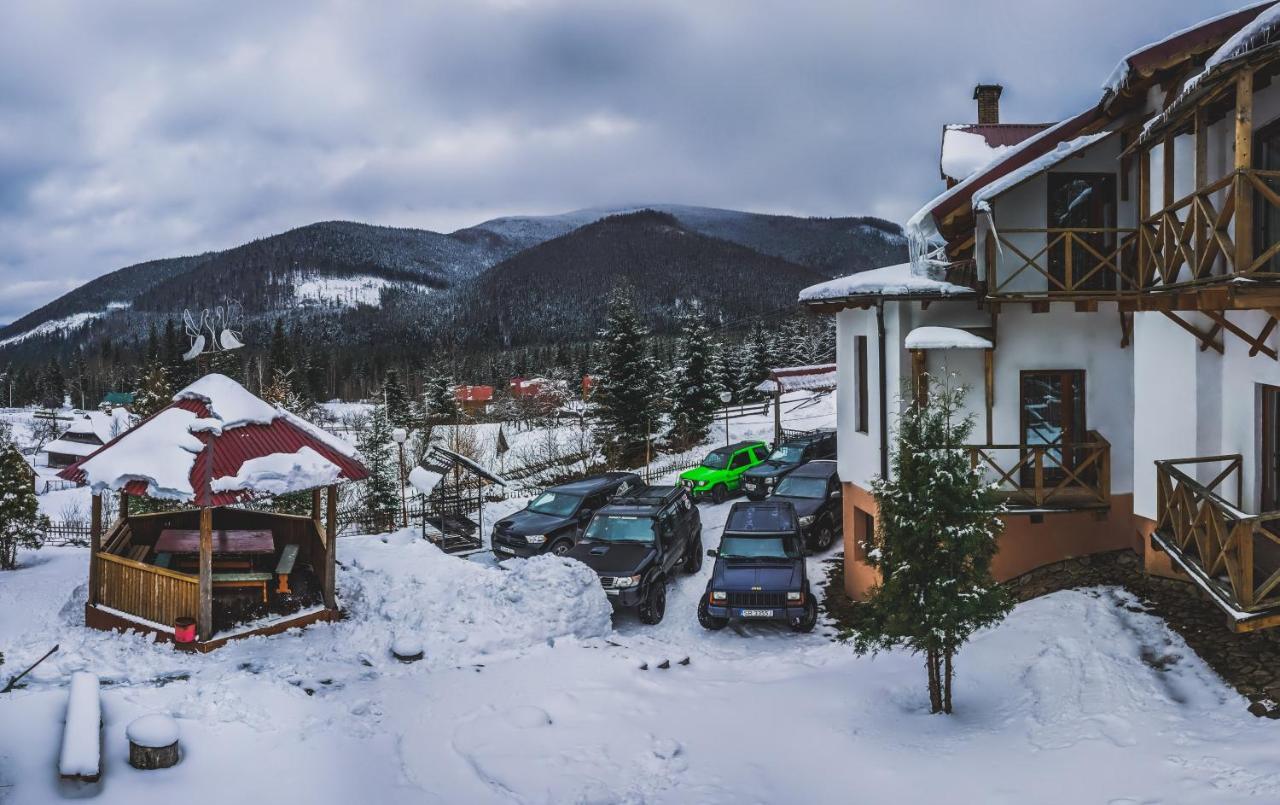12 Months Estate ξενώνας Myslovka Εξωτερικό φωτογραφία